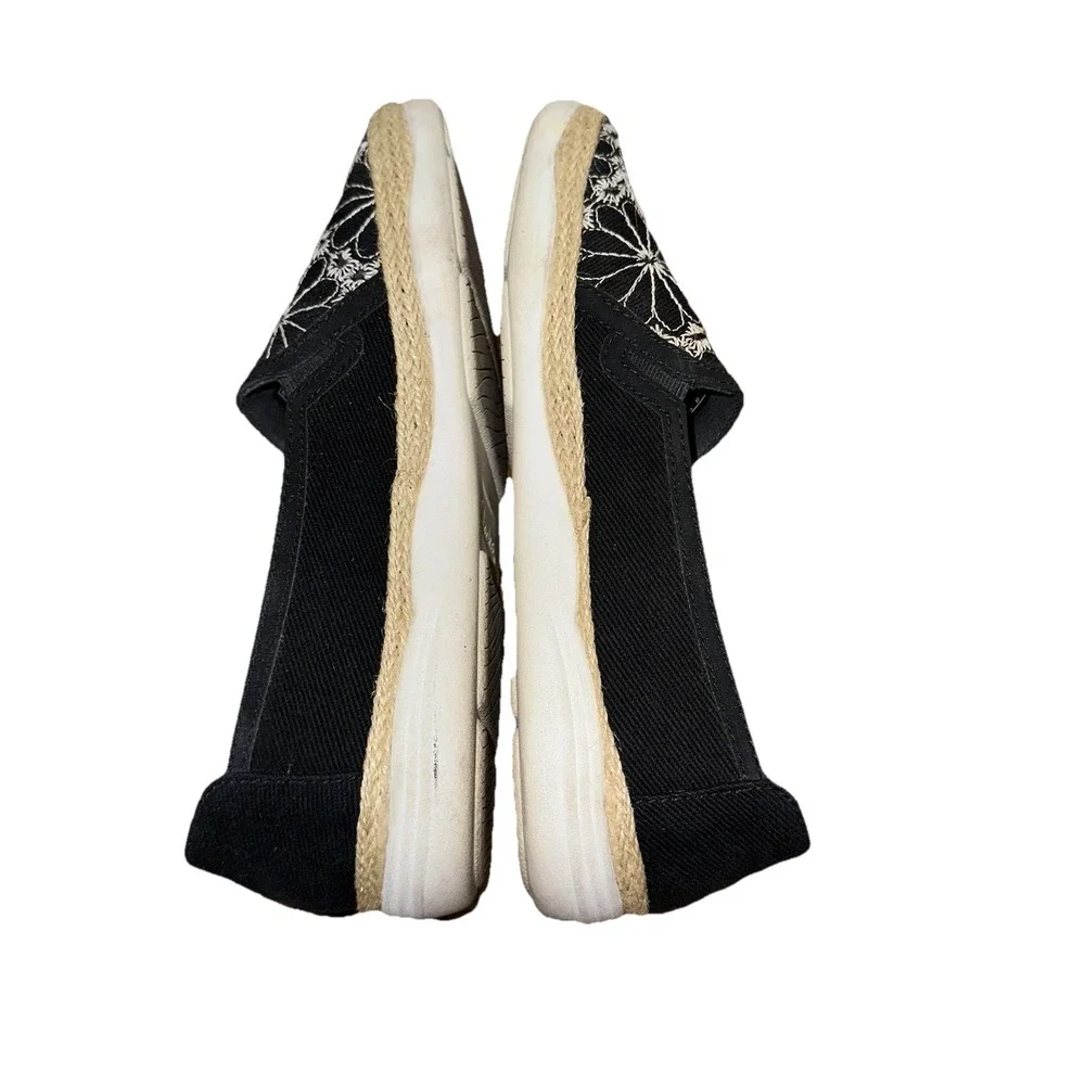 Clarks Collection Embroidered Canvas Slip-On Shoes Elaina Harbor Black Women's 9